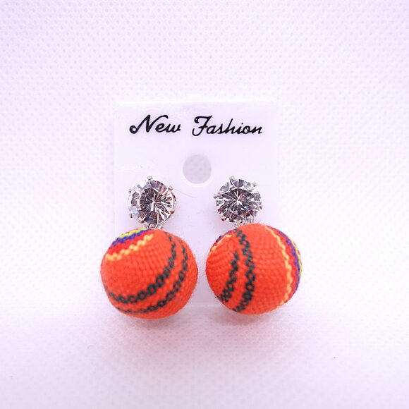💎4/25💎NOS Vintage Retro 1970s Fabric Ball Crystal Pierced Stud Earrings Set #3 - Picture 1 of 2
